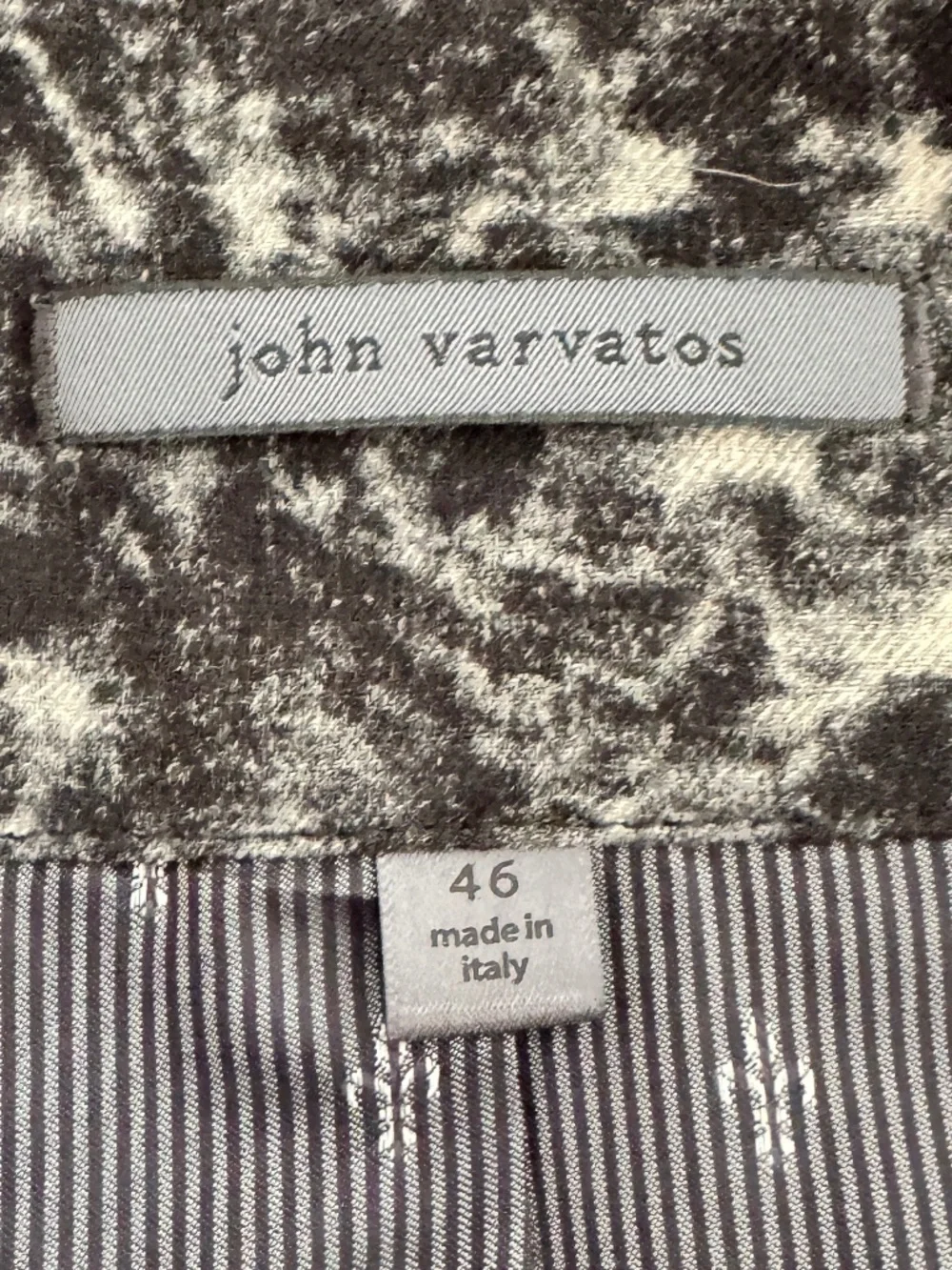 John Varvatos Jacket - mens size 46 - Picture 2 of 5